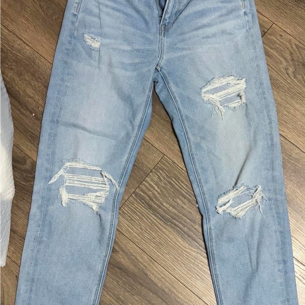 American Eagle Outfitters Light Blue Distressed Straight Leg Jeans